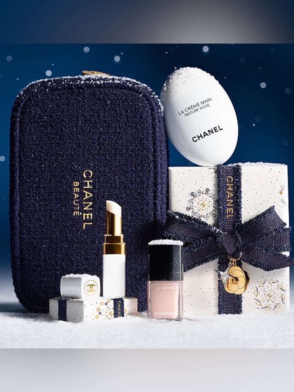 New Chanel Coveted Essentials Beauty Gift Set - Picture 2 of 8